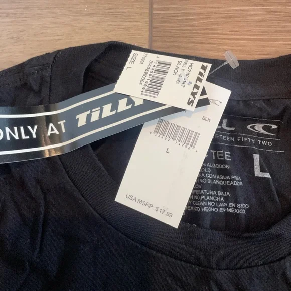 O’neill Black T-shirt with logo design, tilly’s exclusive - Picture 5 of 6